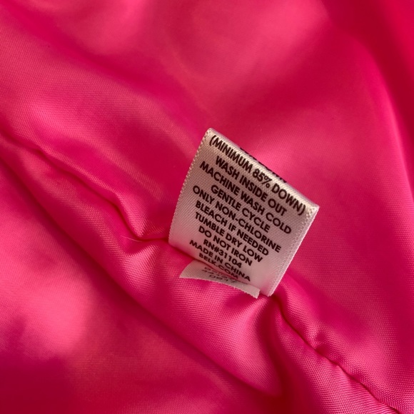 Little Girls Puffy Vest - Picture 4 of 8